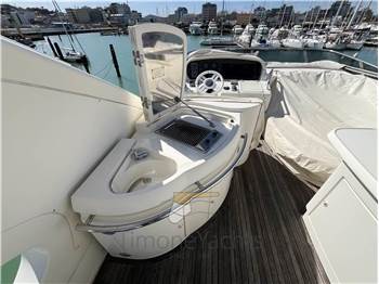 Azimut 62 Fly