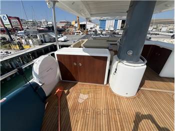 Azimut Magellano 66