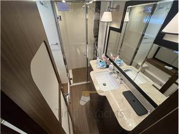 Azimut Magellano 66