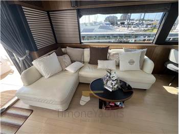 Azimut Magellano 66