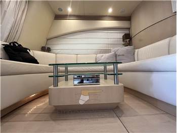 Azimut 62 Fly