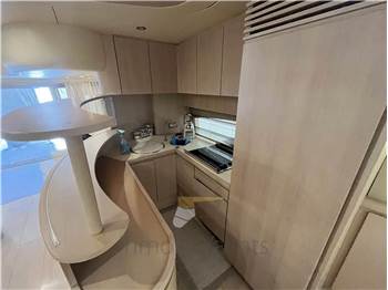 Azimut 62 Fly