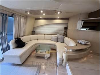Azimut 62 Fly