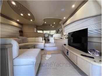 Azimut 62 Fly