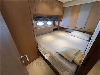 Aicon 56' Fly Bridge