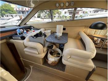 Ferretti Yachts FERRETTI 530