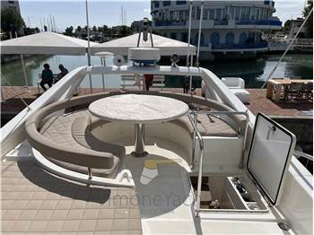 Ferretti Yachts FERRETTI 530