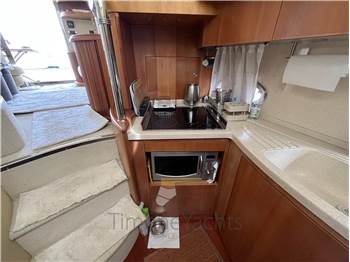 Azimut 46E