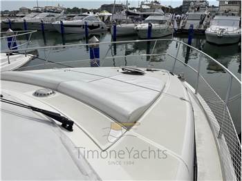 Azimut 46E
