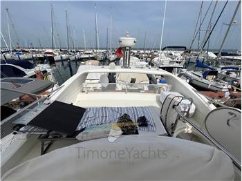 Azimut 46E