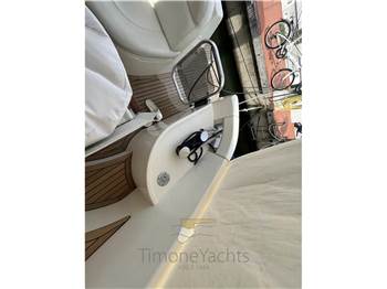 Azimut 46E