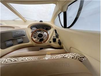 Azimut 46E