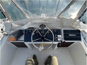 Sette Mari F 27 Fly America