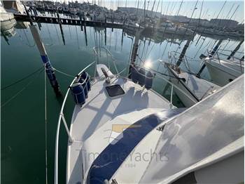 Sette Mari F 27 Fly America