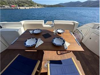 Azimut 43 flybridge Plus