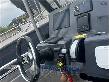 SILVER BOAT VENEET SHARK CCX