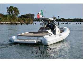 SACS TECNORIB STRIDER 11 SUNDECK EFB