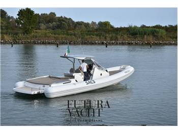 SACS STRIDER 11 SUNDECK EFB