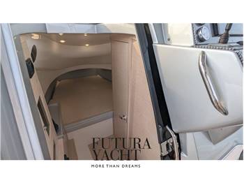 SACS STRIDER 11 SUNDECK EFB