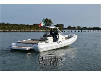 SACS STRIDER 11 SUNDECK EFB