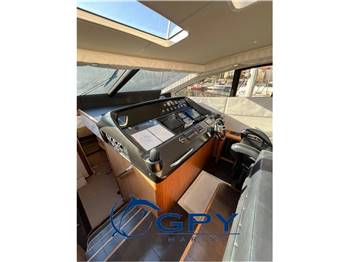 Sunseeker Predator 62