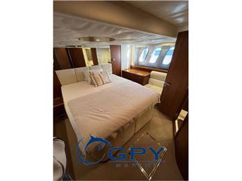 Sunseeker Predator 62