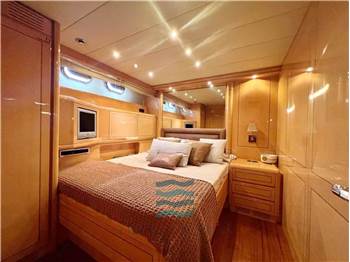 Overmarine Mangusta 80 HT