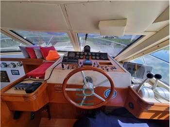 Uniesse Marine UNIESSE 42 Fly