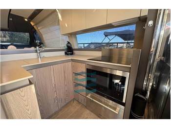Ferretti Yachts FERRETTI 550