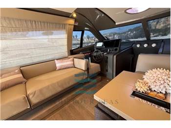 Ferretti Yachts FERRETTI 550