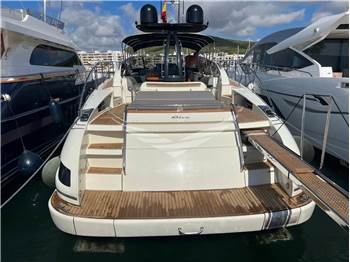 Riva 63 VIRTUS