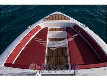 Candela C-7
