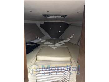 Bertram Yacht 26' SF