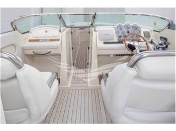 Chris Craft LAUNCH 32