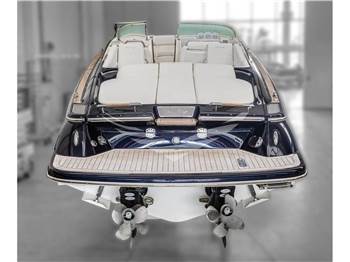 Chris Craft LAUNCH 32