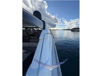 Pershing Pershing 76