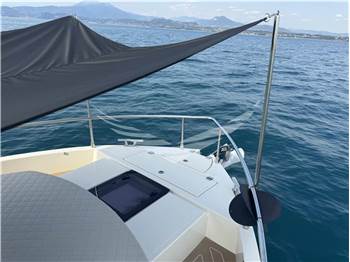 Cobra Yachts MAESTRO 42