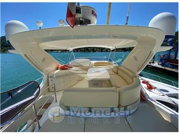 Azimut 62E