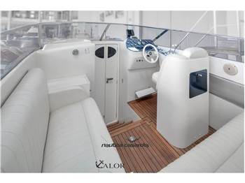 Colombo 33