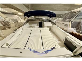 Tornado Tornado 38' Flush Deck