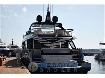 Riva 102 Corsaro Super