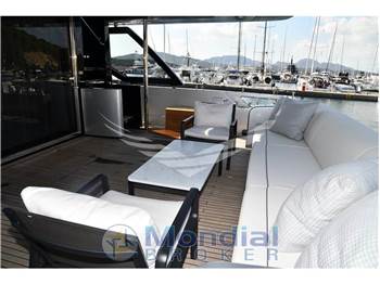 Riva 102 Corsaro Super