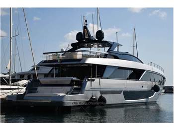 Riva 102 Corsaro Super