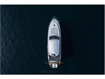 Pershing 62
