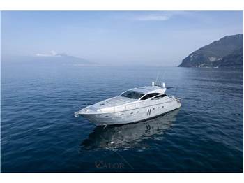 Pershing 62