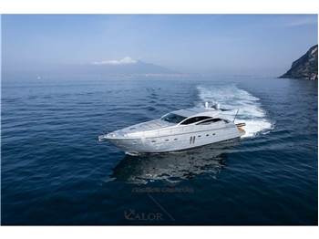 Pershing 62