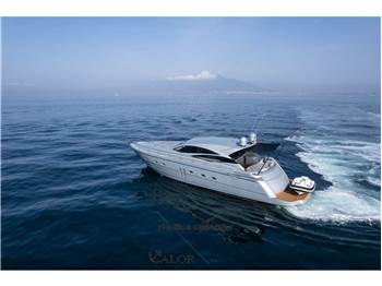 Pershing 62