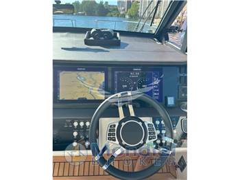 Sea Ray 320 SUNDANCER COUPE'