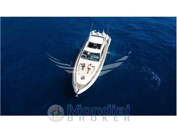 Azimut 62S