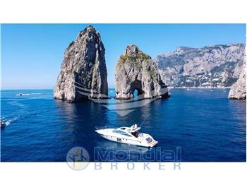 Azimut 62S